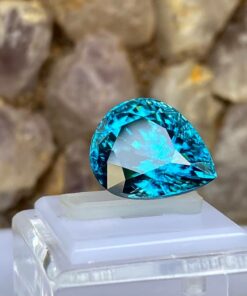 ត្បូងរតនគិរីទឹកស្អាតទម្ងន់16.40ការ៉ាត់