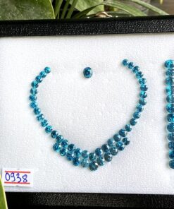 ត្បូងរតនគិរីទឹកស្អាតទម្ងន់ 99.30 ការ៉ាត់